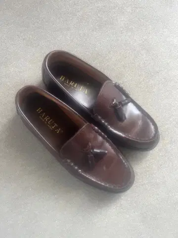 HARUTA 브라운 태슬 로퍼