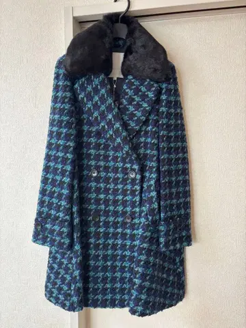 체크 무늬 퍼 옷깃 체스터 코트 프리 사이즈