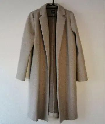 ZARA 베이지 롱 코트