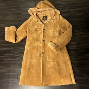 가격 인하 고품질 Owen Barry 무스탕 코트 새상품급 클리닝 완료