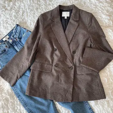 이번 시즌 구매 새상품급 체크 무늬 자켓