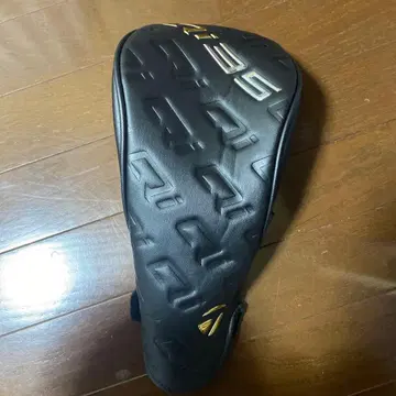 테일러메이드 Qi35 디자이너 드라이버 골드 골프헤드커버 미사용