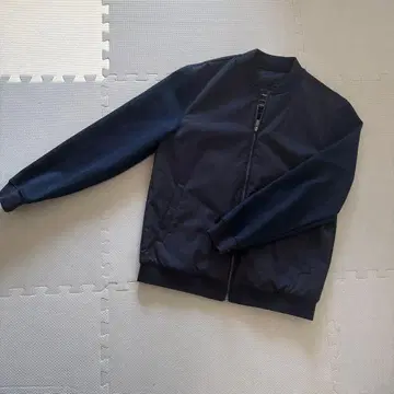 Massimo Dutti 네이비 봄버 자켓