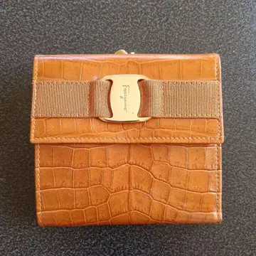 페라가모 접이식 지갑 가죽 브라운