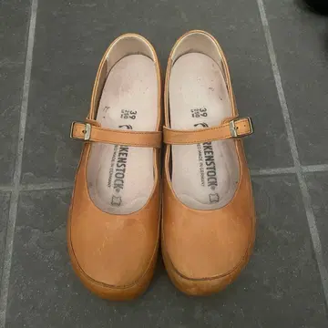 버켄스탁 리즈모어 플랫 펌프스