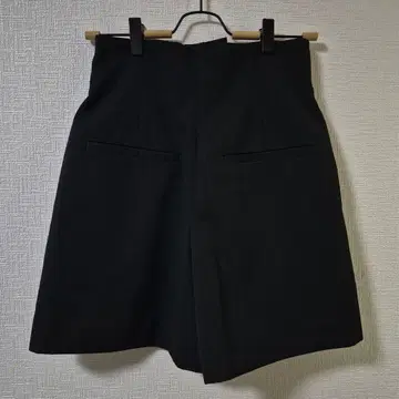 [ 택 포함 ] EMMEL REFINES EM 턱 포켓 숏팬츠