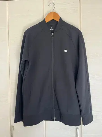 기업물 Apple 사 ZIP BL