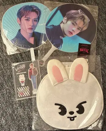 스키즈 리노 부채 커버 부채 아크릴 스탠드 세트 MANIAC 스키즈 카페