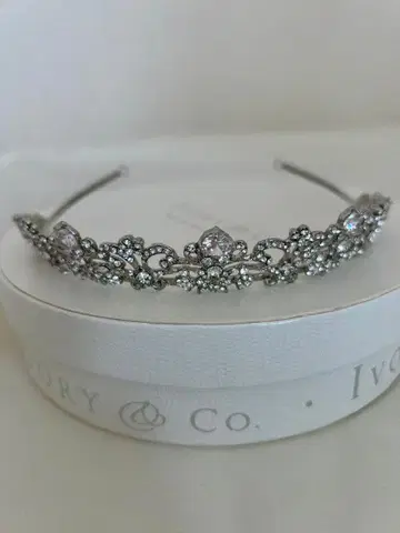 Ivory & Co. Elizabeth 티아라