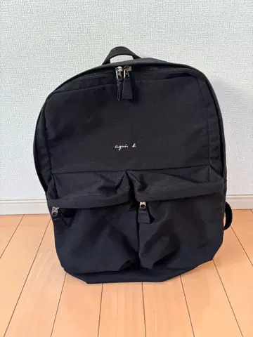 Agnes b. 블랙 백팩