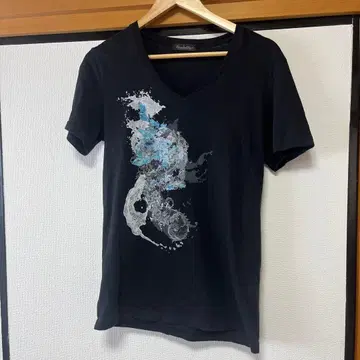 Tornado Mart 헤이세이 아트 프린트 V넥T셔츠 갸루 남자