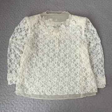 빈티지 레이스 블라우스 화이트 성숙한 페미닌 결혼식 2차 모임