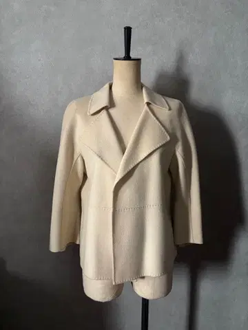 ADORE 캐시미어 리버 코트 화이트