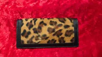 표범 무늬 레오파드 장지갑 굿트 로킹 크림 소다 페퍼민트