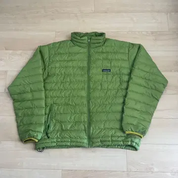patagonia 다운 스웨터 라이트 그린 L
