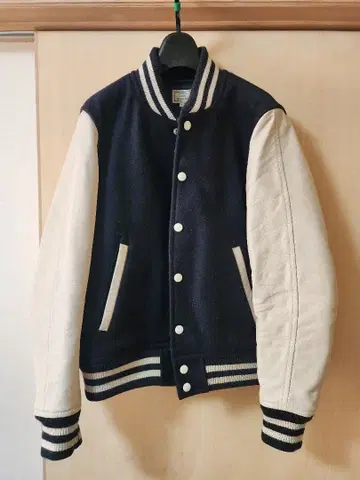 그린 레이블 릴랙싱 바시티 자켓 S 사이즈 네이비