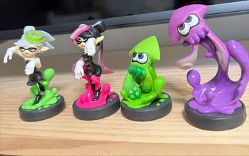 스프라툰 피규어 4개 세트