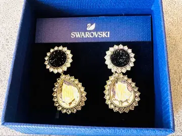Swarovski 크리스탈 드롭 귀걸이