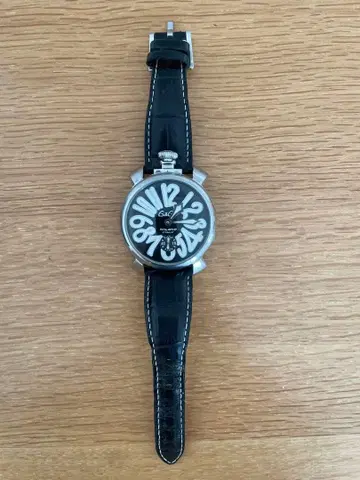가가 밀라노 Gaga Milano 마누알레 48mm 수동 와인딩 블랙