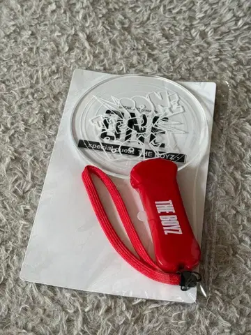 THE BOYZ 응원봉 빨간색