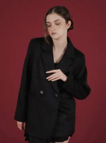 블랙 더블 버튼 테일러드 자켓