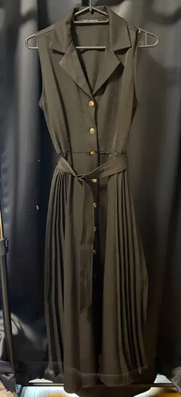 슬리브리스 셔츠 원피스 블랙