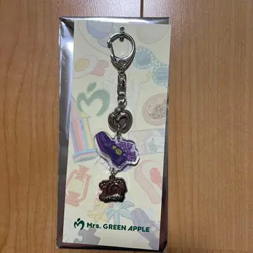 미세스 그린애플 팝업 스토어 참 키링 라일락