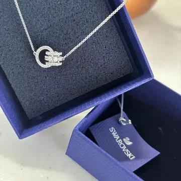 스와로브스키 팔찌