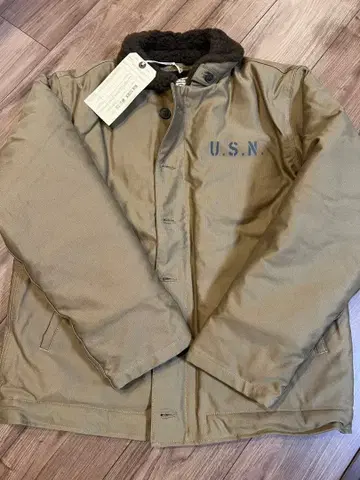 브론슨 n-1 덱 자켓