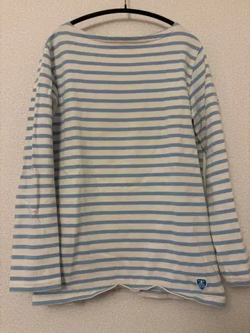 오르치발 스트라이프 패턴 긴팔 티셔츠 화이트 스카이블루