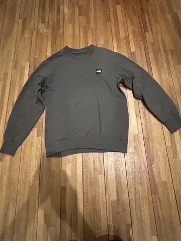 THE NORTH FACE 올리브 그린 트레이닝복