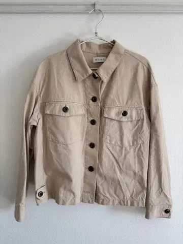 PLST 베이지 밀리터리 자켓