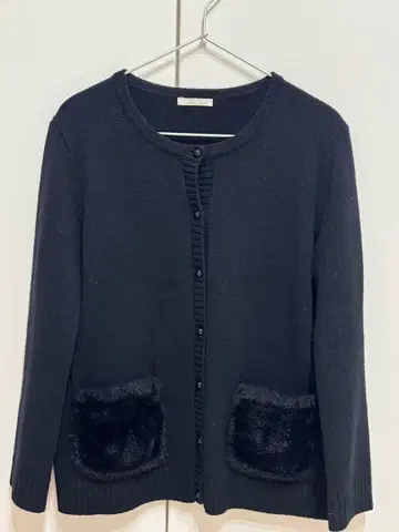 Aveniretile 블랙 가디건