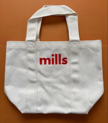 mils 토트백 새상품 자수 로고 트러플 베이커리 자매점