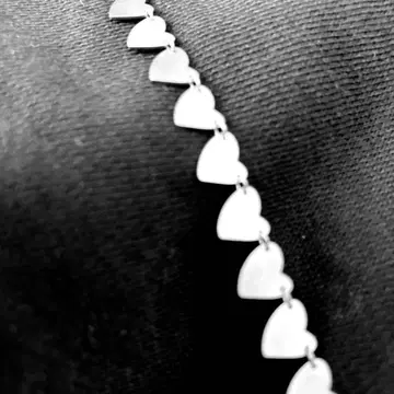 아네스베 하트 목걸이