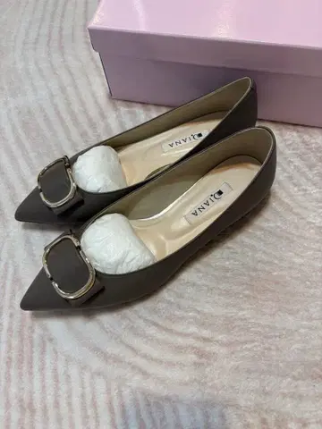 다이애나 펌프스