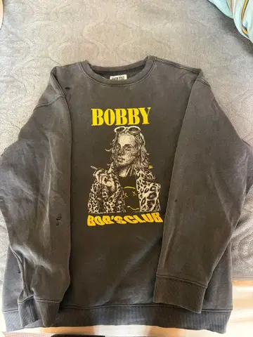 바비 그래픽 프린트 맨투맨 L