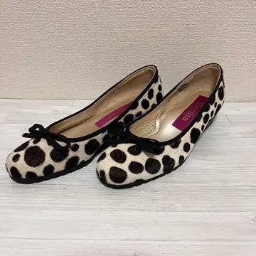 cecilia 플랫슈즈 달마시안 송치 가죽 웨지솔