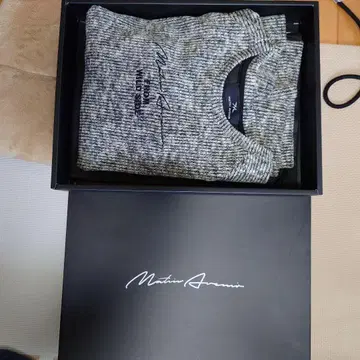 MATIN AVENIR 그레이 계열 리브 편직 스웨터 아사쿠라 미쿠루