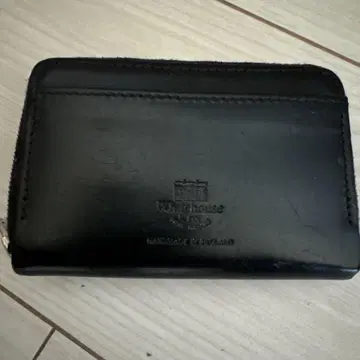 화이트하우스 콕스 블랙 코인 케이스