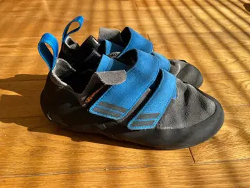 언패러렐 클라이밍 신발 벨크로 파랑/블랙