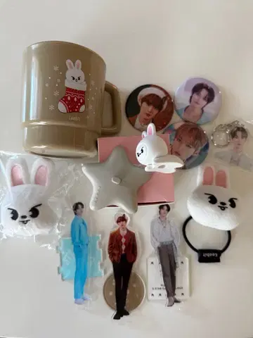 Straykids 스키즈 리노 리비트 굿즈 묶음 판매