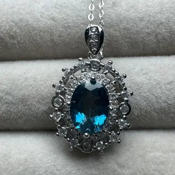 런던 블루 토파즈 타원형 펜던트