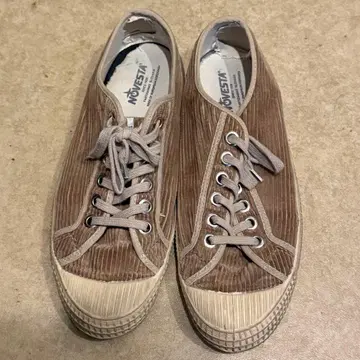 NOVESTA 코듀로이 스니커즈 브라운