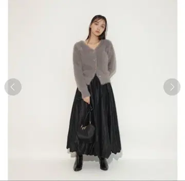 새틴 벌룬 스커트