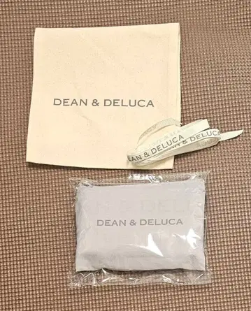 [ 미개봉 ] DEAN & DELUCA 파우치 포함 에코백