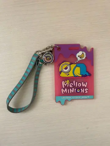 미니언 스트랩 포함 카드 케이스