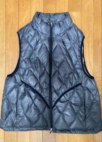 FEAT 피트 ROSE Down Vest 로즈 다운 베스트