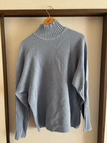 옴므 플리세 이세이 미야케 터틀넥 스웨터