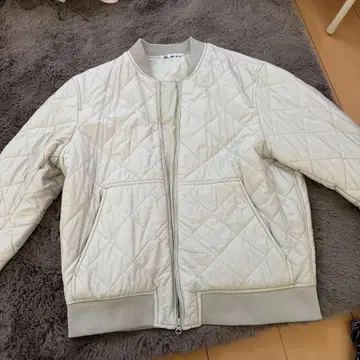 ZARA 아이보리 퀼팅 플라이트 자켓 M
